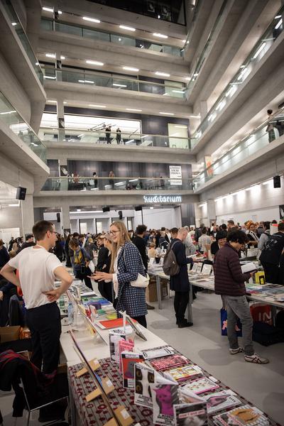 Vienna Art Book Fair #1 (Aula Angewandte, 4.10. - 6.10.2019) https://esel.at/termin/102537 | Foto: eSeL Foto: eSeL.at - Lorenz Seidler