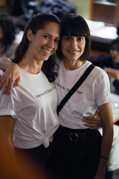 Vienna Art Book Fair #1: Party (Gartenbaukino, 5.10. 2019) https://esel.at/termin/103182 | Foto: eSeL.at - Joanna Pianka Foto: eSeL.at – Joanna Pianka