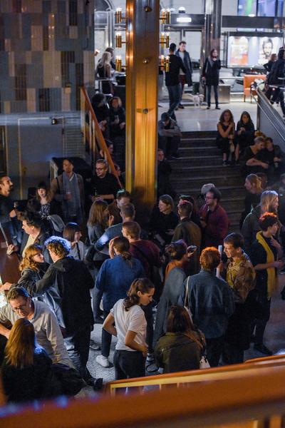 Vienna Art Book Fair #1: Party (Gartenbaukino, 5.10. 2019) https://esel.at/termin/103182 | Foto: eSeL.at - Joanna Pianka Foto: eSeL.at – Joanna Pianka