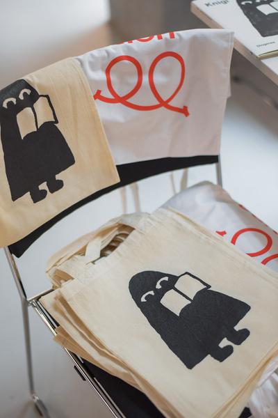 Vienna Art Book Fair #1 (Aula Angewandte, 5.10. 2019) https://esel.at/termin/103182 | Foto: eSeL.at - Joanna Pianka Foto: eSeL.at – Joanna Pianka