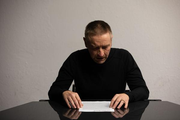 Vienna Art Week 2019: It never is! Tim Brennan - „Vienna Manoeuvre Performance“ (Q21, 19.11.2019) https://www.viennaartweek.at | http://www.openspace-zkp.org | Foto: eSeL Foto: eSeL.at - Lorenz Seidler