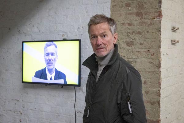 Vienna Art Week 2019: Whenever the Gaslight goes low… Performance-Programm am Eröffnungsabend (flat 1, 19.11.2019) https://www.viennaartweek.at | Foto: eSeL Foto: eSeL.at - Lorenz Seidler