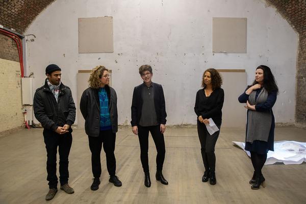 Vienna Art Week 2019: Whenever the Gaslight goes low… Performance-Programm am Eröffnungsabend (flat 1, 19.11.2019) https://www.viennaartweek.at | Foto: eSeL Foto: eSeL.at - Lorenz Seidler