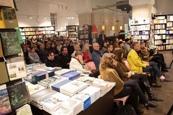 Buchhandlung Walther König im MQ: Buchpräsentation Johann König "Blinder Galerist" (20.11.2019) https://www.viennaartweek.at | Foto: eSeL Foto: eSeL.at - Lorenz Seidler