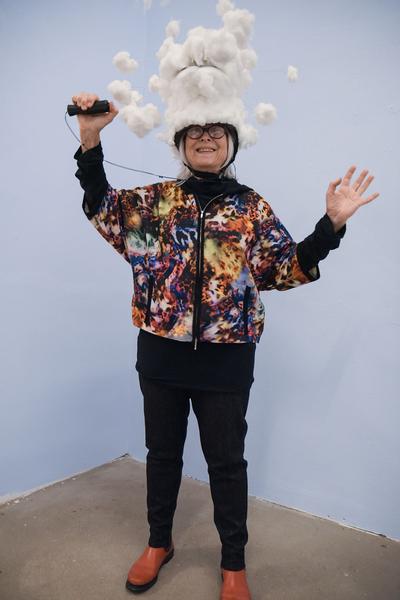 Vienna Art Week 2019: Vienna Art Week: Margot Pilz zu Gast bei "Wolken & andere Wahrheiten" (flux23 am T/abor, 20.11.2019) http://www.viennaartweek.at | https://www.galerie3.com | Fotos: eSeL.at - Joanna Pianka