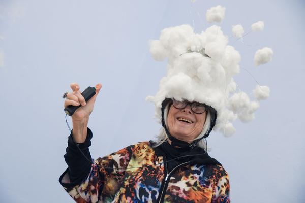 Vienna Art Week 2019: Vienna Art Week: Margot Pilz zu Gast bei "Wolken & andere Wahrheiten" (flux23 am T/abor, 20.11.2019) http://www.viennaartweek.at | https://www.galerie3.com | Fotos: eSeL.at - Joanna Pianka