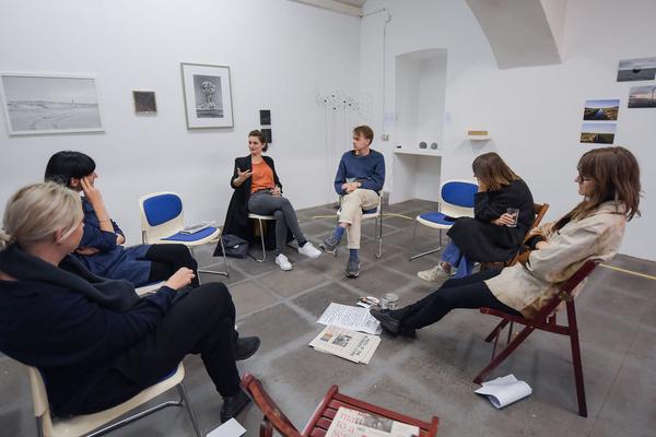 Vienna Art Week 2019: Talk with Emily McDermott. Critic in Residence @ das weisse haus(20.11.2019) http://www.viennaartweek.at | Fotos: eSeL.at - Joanna Pianka Foto: eSeL.at - Joanna Pianka