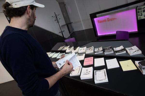 Q21: HOUSE books: Open Room/Table (16.11.2019)https://esel.at/termin/103900 | Foto: eSeL Foto: eSeL.at - Lorenz Seidler