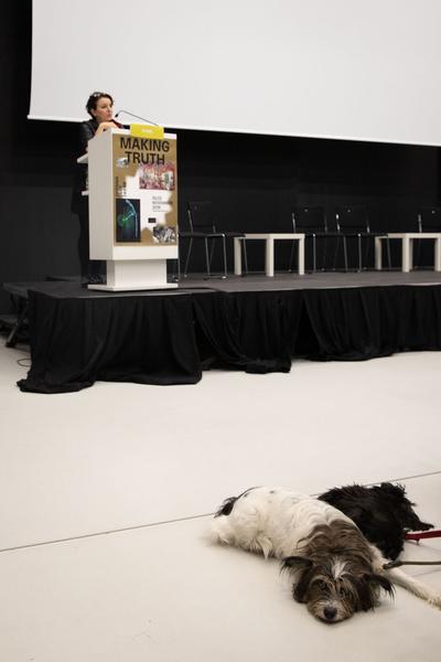 Vienna Art Week - Open Studio Days Line Up: Eva Illouz, „Truth, Bullshit and Ignorance“
(Auditorium Angewandte, 17.11.2019) https://www.viennaartweek.at | Foto: eSeL Foto: eSeL.at - Lorenz Seidler