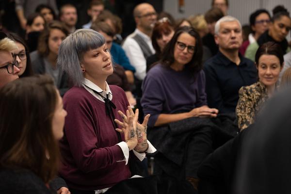Vienna Art Week - Open Studio Days Line Up: Eva Illouz, „Truth, Bullshit and Ignorance“
(Auditorium Angewandte, 17.11.2019) https://www.viennaartweek.at | Foto: eSeL Foto: eSeL.at - Lorenz Seidler