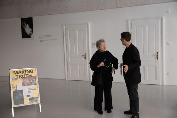 Vienna Art Week - Open Studio Days Line Up: Outside the Box – wissenschaftliche und künstlerische Erzählweisen im Spannungsfeld von Humanismus, Feminismus und Digital Data (Auditorium Angewandte, 17.11.2019) https://www.viennaartweek.at | Foto: eSeL Foto: eSeL.at - Lorenz Seidler