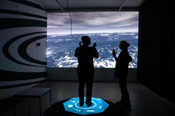 VIENNA BIENNALE 2019: Noise Aquarium (29.5. - 27.09..2019, Pressekonferenz) http://www.viennabiennale.org | http://www.ailab.at/upcoming/change-was-our-only-chance | Foto: eSeL Foto: eSeL.at - Lorenz Seidler