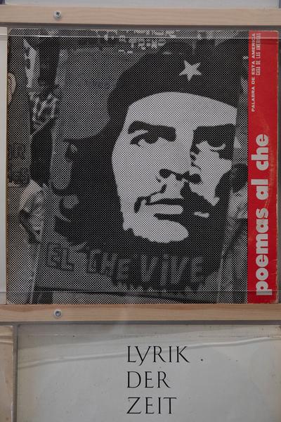 Schule für Dichtung: Vinyl Poetics (25.9.2019 - 28.2.2020) https://esel.at/termin/103047/vinyl-poetics | Foto: eSeL Foto: eSeL.at - Lorenz Seidler