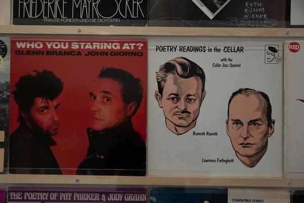Schule für Dichtung: Vinyl Poetics (25.9.2019 - 28.2.2020) https://esel.at/termin/103047/vinyl-poetics | Foto: eSeL Foto: eSeL.at - Lorenz Seidler