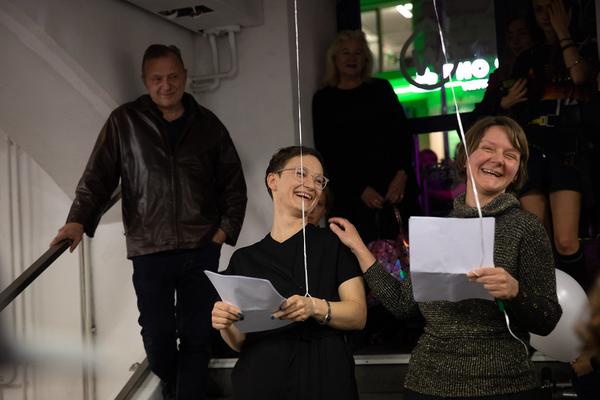 das weisse haus: "„Wie wir arbeiten wollen – Kollektives Handeln und künstlerische Komplizinnenschaft“(02.10. – 9.11.2019) https://w.dasweissehaus.at | Foto: eSeL Foto: eSeL.at - Lorenz Seidler