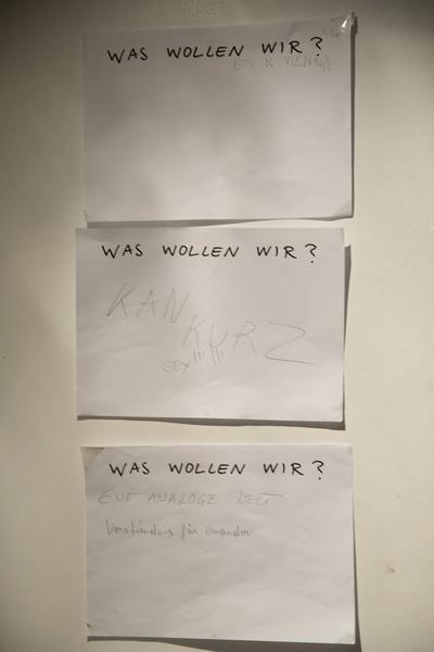 das weisse haus: "„Wie wir arbeiten wollen – Kollektives Handeln und künstlerische Komplizinnenschaft“(02.10. – 9.11.2019) https://w.dasweissehaus.at | Foto: eSeL Foto: eSeL.at - Lorenz Seidler