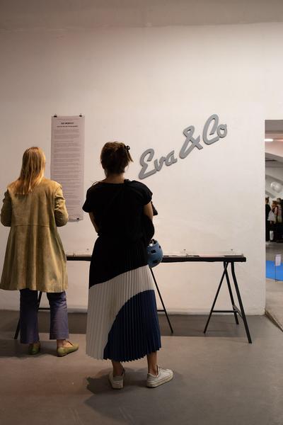 das weisse haus: "„Wie wir arbeiten wollen – Kollektives Handeln und künstlerische Komplizinnenschaft“(02.10. – 9.11.2019) https://w.dasweissehaus.at | Foto: eSeL Foto: eSeL.at - Lorenz Seidler