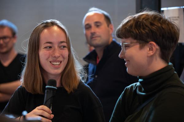 AzW Stadtlabor: Wie Wir Wohnen. Erfahrungsaustausch (22.9.2019) https://stadtlabore.wien.gv.at/site/willst-du-hier-wohnen | Foto: eSeL Foto: eSeL.at - Lorenz Seidler