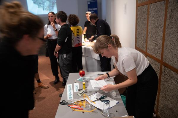 AzW Stadtlabor: Wie Wir Wohnen. Erfahrungsaustausch (22.9.2019) https://stadtlabore.wien.gv.at/site/willst-du-hier-wohnen | Foto: eSeL Foto: eSeL.at - Lorenz Seidler