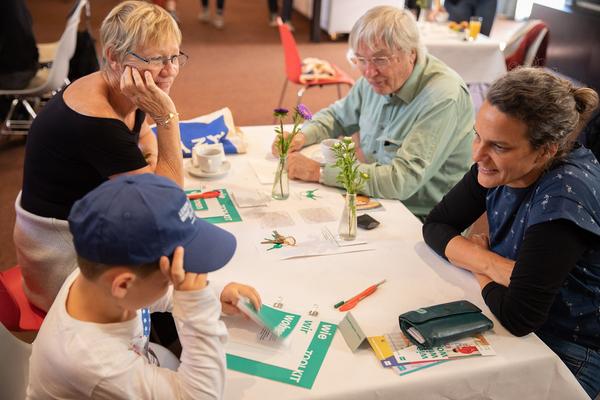 AzW Stadtlabor: Wie Wir Wohnen. Schlüsselübergabe (21.9.2019) https://stadtlabore.wien.gv.at/site/willst-du-hier-wohnen | Foto: eSeL Foto: eSeL.at - Lorenz Seidler