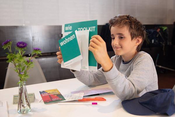 AzW Stadtlabor: Wie Wir Wohnen. Schlüsselübergabe (21.9.2019) https://stadtlabore.wien.gv.at/site/willst-du-hier-wohnen | Foto: eSeL Foto: eSeL.at - Lorenz Seidler