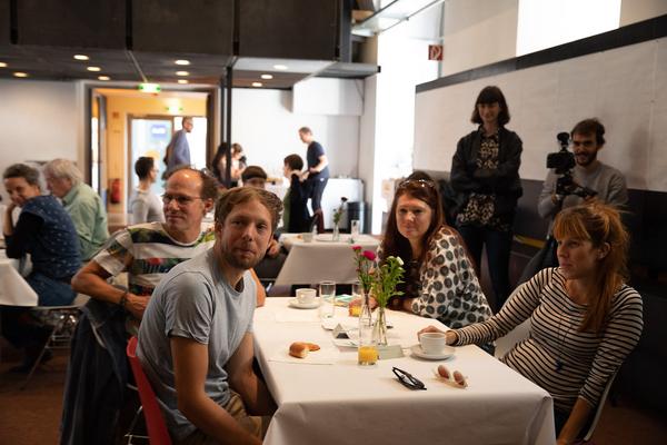 AzW Stadtlabor: Wie Wir Wohnen. Schlüsselübergabe (21.9.2019) https://stadtlabore.wien.gv.at/site/willst-du-hier-wohnen | Foto: eSeL Foto: eSeL.at - Lorenz Seidler