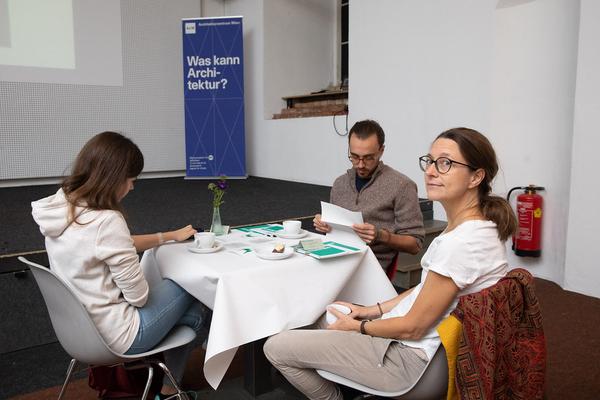 AzW Stadtlabor: Wie Wir Wohnen. Schlüsselübergabe (21.9.2019) https://stadtlabore.wien.gv.at/site/willst-du-hier-wohnen | Foto: eSeL Foto: eSeL.at - Lorenz Seidler