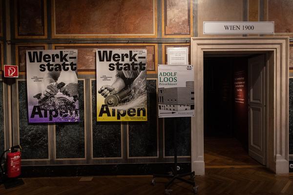 MAK: 100 Beste Plakate 2019 (8.12.2020 - 14.3.2021) https://esel.at/termin/105791 | Foto: eSeL Foto: eSeL.at - Lorenz Seidler