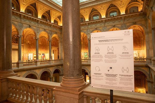 MAK: 100 Beste Plakate 2019 (8.12.2020 - 14.3.2021) https://esel.at/termin/105791 | Foto: eSeL Foto: eSeL.at - Lorenz Seidler