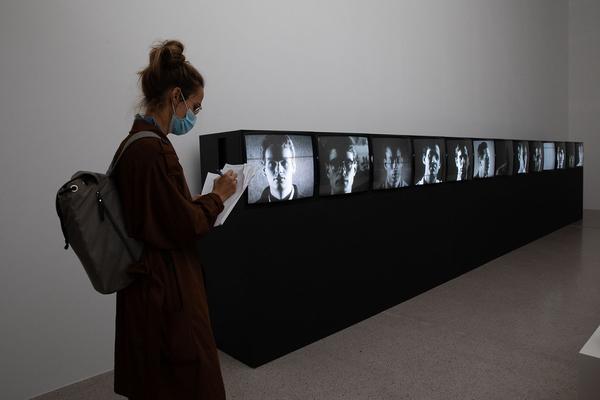 mumok: Andy Warhol Exhibits. A glittering Alternative (25.9.2020 - 31.1.2021) https://www.mumok.at/de/events/andy-warhol-exhibits | Foto: eSeL Foto: eSeL.at - Lorenz Seidler