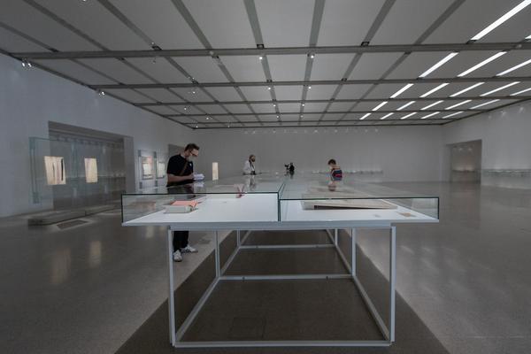 mumok: Andy Warhol Exhibits. A glittering Alternative (25.9.2020 - 31.1.2021) https://www.mumok.at/de/events/andy-warhol-exhibits | Foto: eSeL Foto: eSeL.at - Lorenz Seidler