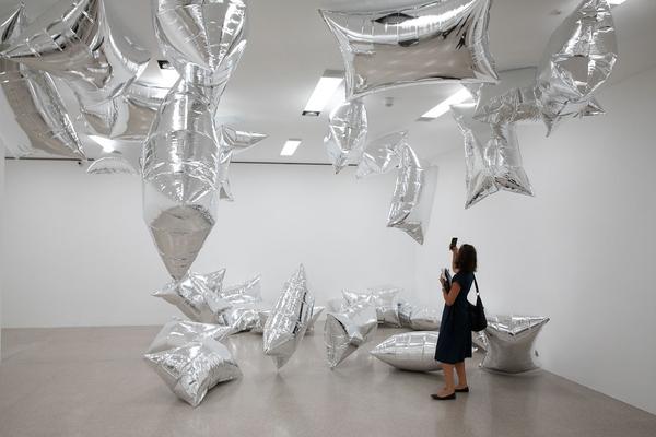 mumok: Andy Warhol Exhibits. A glittering Alternative (25.9.2020 - 31.1.2021) https://www.mumok.at/de/events/andy-warhol-exhibits | Foto: eSeL Foto: eSeL.at - Lorenz Seidler