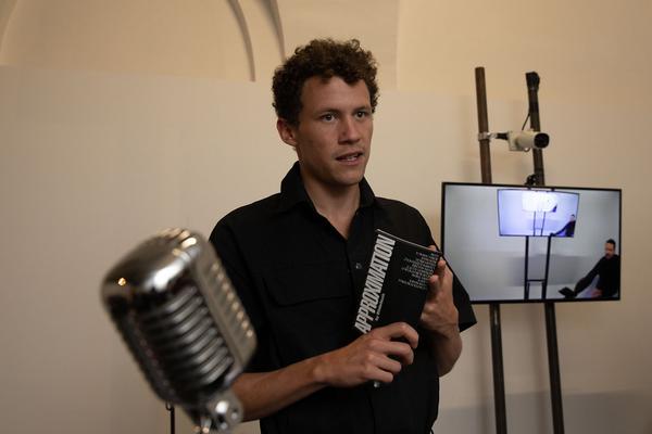 MuseumsQuartier Wien: Bilderbuch - Approximation (frei_raum Q21 exhibition space, 27.2.2020, Pressekonferenz) https://www.mqw.at/programm/2020/approximation-by-bilderbuch/ | Foto: eSeL Foto: eSeL.at - Lorenz Seidler