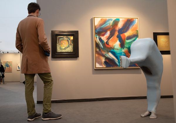 MQ Innenhof: Art Austria Highlights
(15.10.- 18.10.2020) https://esel.at/termin/107268 | Foto: eSeL Foto: eSeL.at - Lorenz Seidler