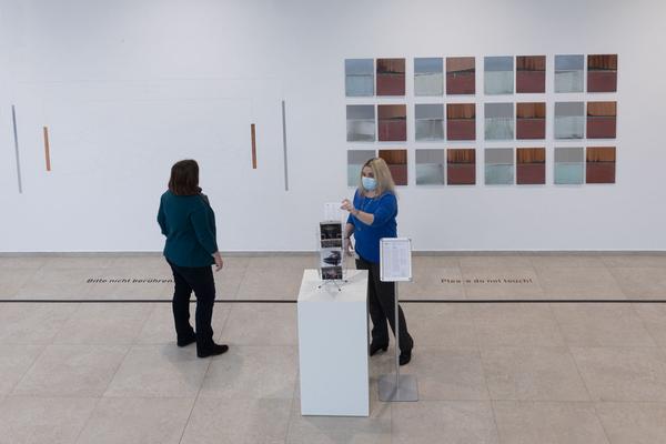 AIT Austrian Institute of Technology: Judith Fegerl - Artist in Residence @ ARTTEC (06.2019 - 01.2021) https://www.ait.ac.at/presse/arttec-ait | Foto: eSeL Foto: eSeL.at - Lorenz Seidler