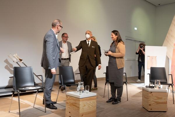 Künstlerhaus k/haus: Kulturpolitische Diskussion - COVID-19 and beyond (24.6.2020) https://esel.at/termin/106090 | Foto: eSeL Foto: eSeL.at - Lorenz Seidler