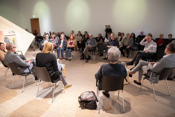Künstlerhaus k/haus: Kulturpolitische Diskussion - COVID-19 and beyond (24.6.2020) https://esel.at/termin/106090 | Foto: eSeL Foto: eSeL.at - Lorenz Seidler