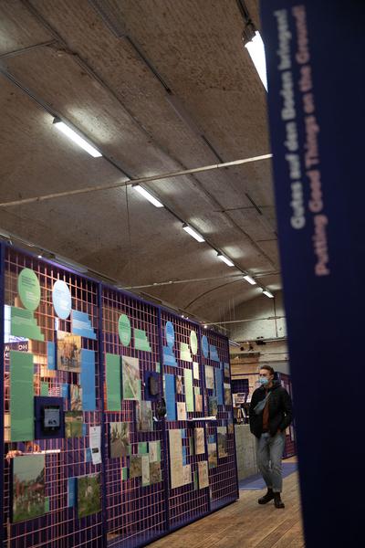 Az W Architekturzentrum Wien: Boden für Alle! (9.12.2020 - 3.5.2021) https://www.azw.at/de/termin/boden-fuer-alle | Foto: eSeL Foto: eSeL.at - Lorenz Seidler