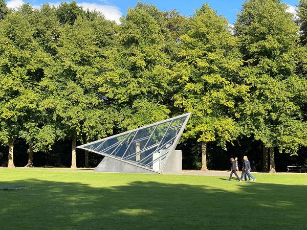 Cisternerne Kopenhagen: Tomas Saraceno (2.6.2020 - 30.11.2021) https://cisternerne.dk/en | Foto: eSeL