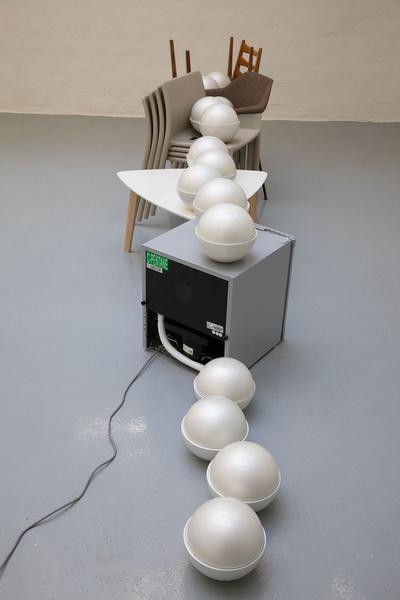 Gianni Manhattan - curated by James Lewis: "As Time Went on, A Rumour Started" - Mire Lee, Guillaume Maraud (5.9. - 31.10.2020) https://esel.at/termin/106736 | Foto: eSeL Foto: eSeL.at - Lorenz Seidler