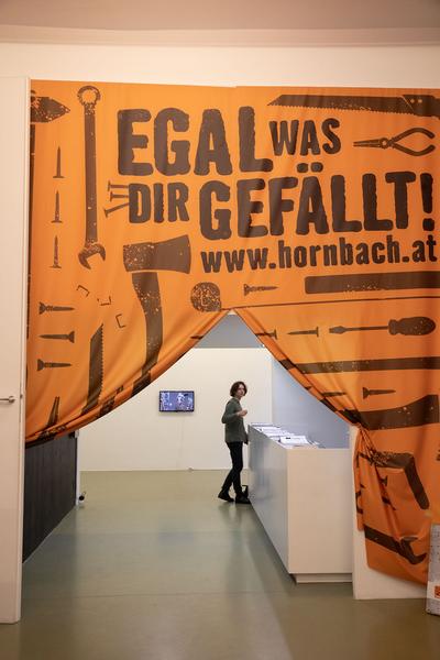 Galerie Crone Wien: curated by Jakob Lena Knebl "Diskrete Simulation" (8.9. - 26.9.2020) https://esel.at/termin/106102 |  Foto: eSeL Foto: eSeL.at - Lorenz Seidler