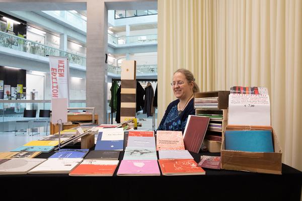 Angewandte: 1. Wiener Editionale (6.-8.3.2020) https://esel.at/termin/104889 | Foto: eSeL Foto: eSeL.at - Lorenz Seidler