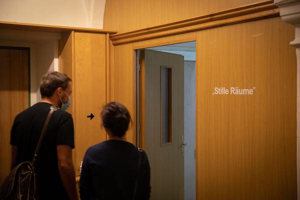 das weisse haus: Election Day (08.09. – 17.10.2020) https://w.dasweissehaus.at/exhibition/gruppenausstellung-election-day | Foto: eSeL Foto: eSeL.at - Lorenz Seidler