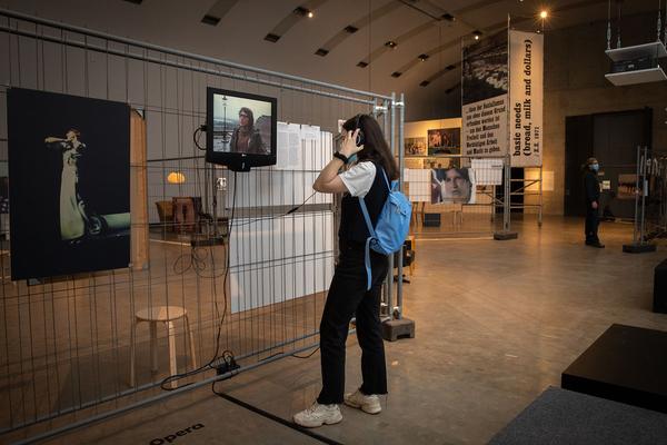 Kunsthalle Wien: Želimir Žilnik. Shadow Citizens (24.19.2020 - 17.1.2021) https://kunsthallewien.at/ausstellung/zelimir-zilnik-shadow-citizens | Foto: eSeL Foto: eSeL.at - Lorenz Seidler