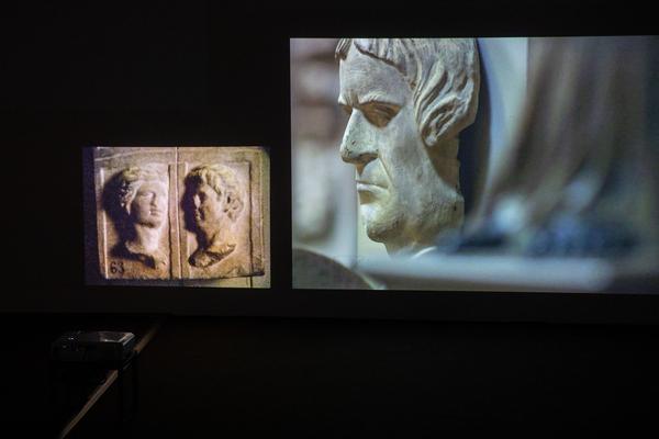 Kunsthalle Krems: Fiona Tan - "Mit der anderen Hand" (21.11.2020 - 14.02.2021) https://www.kunsthalle.at/de/ausstellungen/21-fiona-tan | Foto: eSeL Foto: eSeL.at - Lorenz Seidler