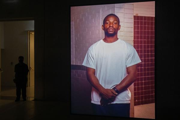 Kunsthalle Krems: Fiona Tan - "Mit der anderen Hand" (21.11.2020 - 14.02.2021) https://www.kunsthalle.at/de/ausstellungen/21-fiona-tan | Foto: eSeL Foto: eSeL.at - Lorenz Seidler