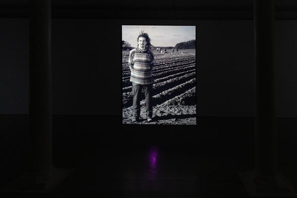 Kunsthalle Krems: Fiona Tan - "Mit der anderen Hand" (21.11.2020 - 14.02.2021) https://www.kunsthalle.at/de/ausstellungen/21-fiona-tan | Foto: eSeL Foto: eSeL.at - Lorenz Seidler