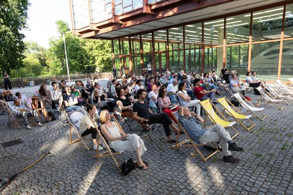 Belvedere21: Public Program: Geschichten wiedererzählen (9.7.2020) https://www.belvedere.at/event/public-program-geschichten-wiedererzaehlen | Foto: eSeL Foto: eSeL.at - Lorenz Seidler