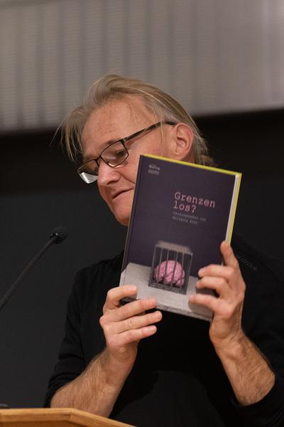 Literaturedition Niederösterreich: Buchpräsentation "Grenzenlos?"-Anthologie (NÖ Landesbibliothek St. Pölten, 28.10.2020) https://www.literaturedition-noe.at/veranstaltungen/501-28-oktober-2020-17-00-noe-landesbibliothek-st-poelten | Foto: eSeL Foto: eSeL.at - Lorenz Seidler