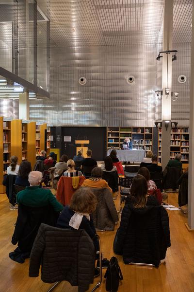 Literaturedition Niederösterreich: Buchpräsentation "Grenzenlos?"-Anthologie (NÖ Landesbibliothek St. Pölten, 28.10.2020) https://www.literaturedition-noe.at/veranstaltungen/501-28-oktober-2020-17-00-noe-landesbibliothek-st-poelten | Foto: eSeL Foto: eSeL.at - Lorenz Seidler